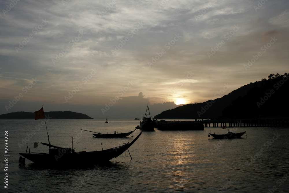 sunset. vietnam. sunset. vietnam.