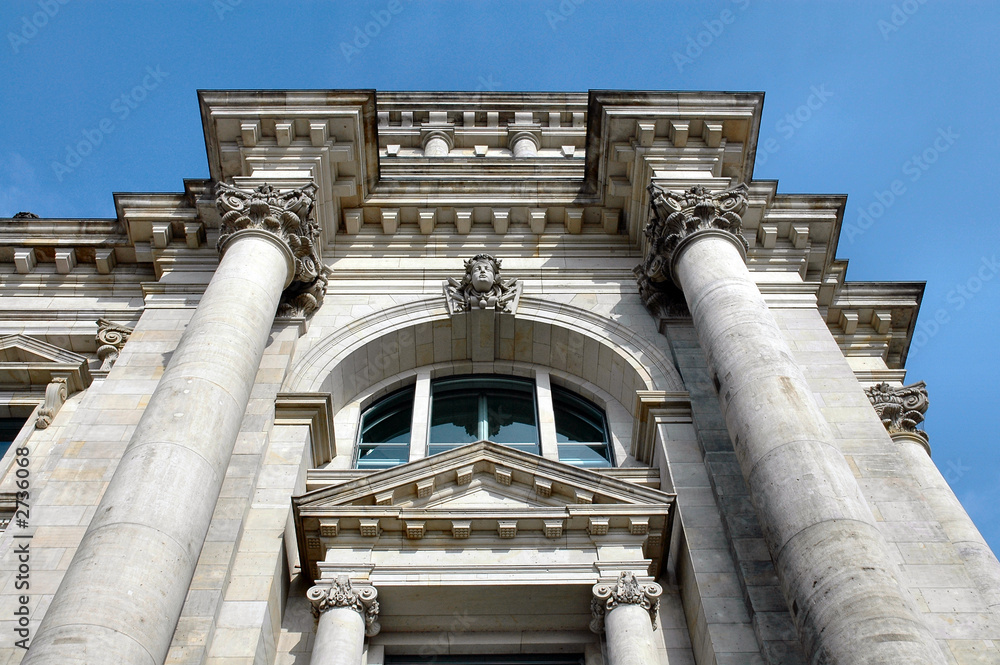 Obraz premium reichstag building in berlin, germany