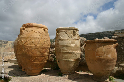 pithoi - big clay vases in knossos, crete