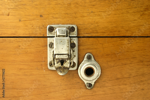 lock with corrosion