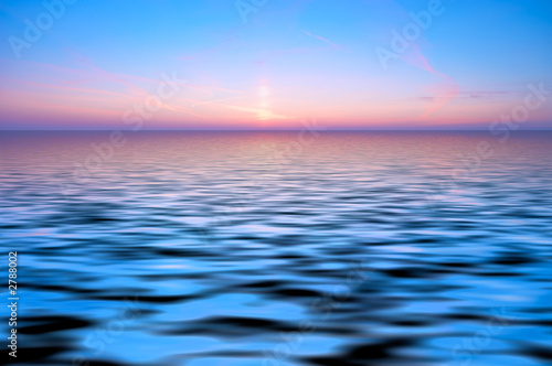 abstract ocean and sunset background © Eric Gevaert