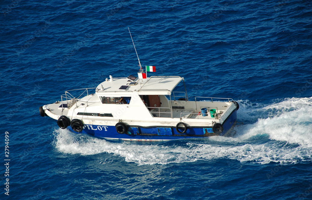 Fototapeta premium harbor pilot boat
