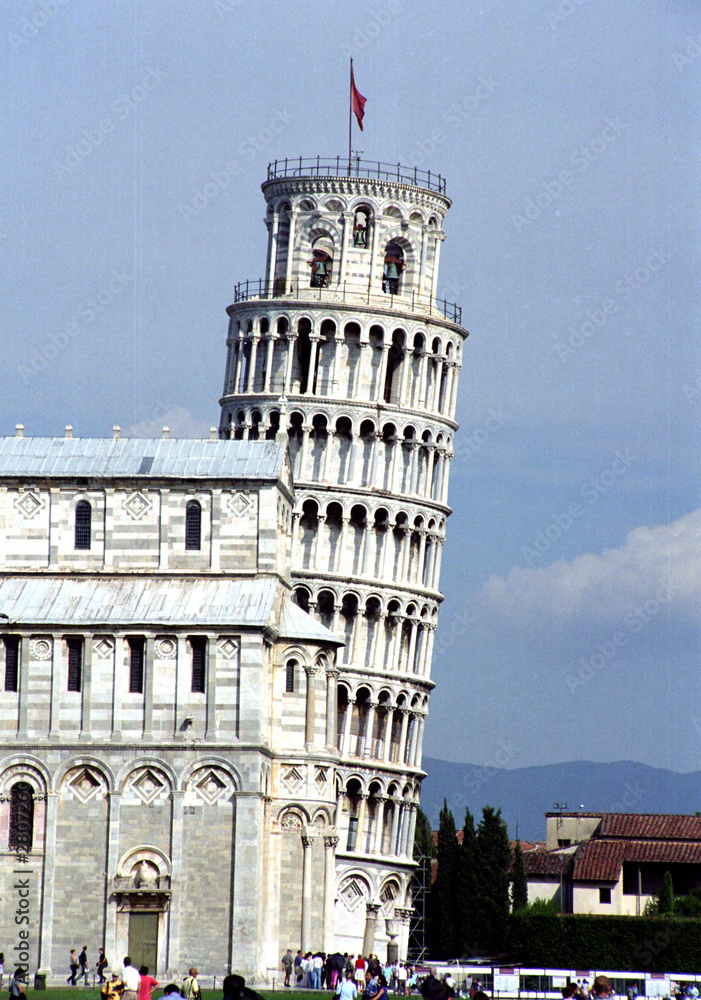 inclined tower pisa
