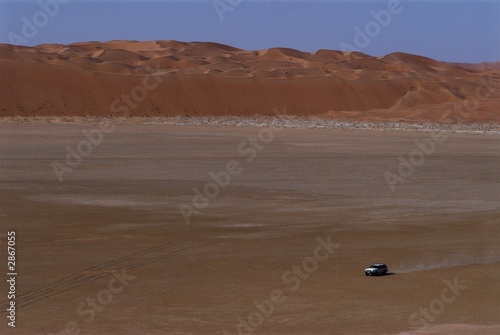 driving in the empty quarter