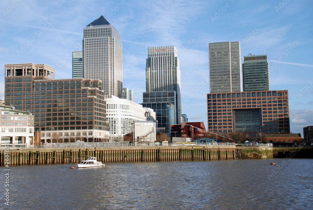 Obraz premium canary wharf and office buildings