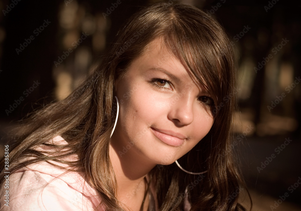 Obraz premium portrait of young laughing woman