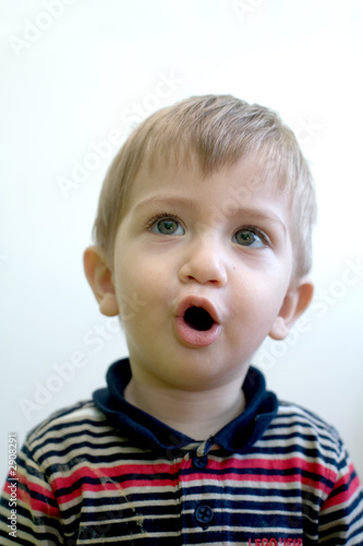 cantando