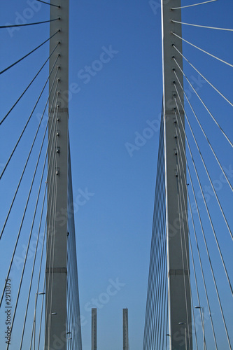 Fototapeta Naklejka Na Ścianę i Meble -  cable-stayed bridge