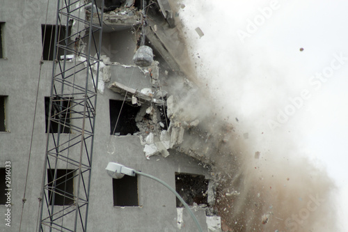 destroy 2