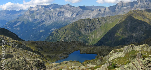 Fototapeta Naklejka Na Ścianę i Meble -  small lake and the mountains, aiguillette des houches, brevent,