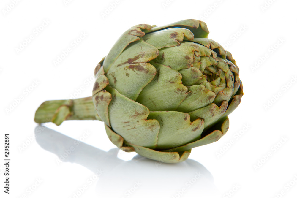 Obraz premium fresh and tasty artichoke