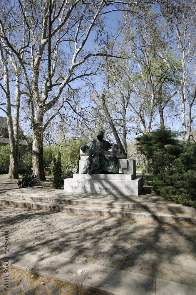 budapest - statua di anonimo