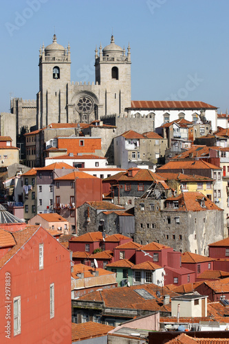 cityscape with sé do porto