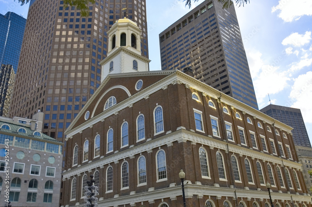 Obraz premium Old building of Faneuil hall, Boston, Mass