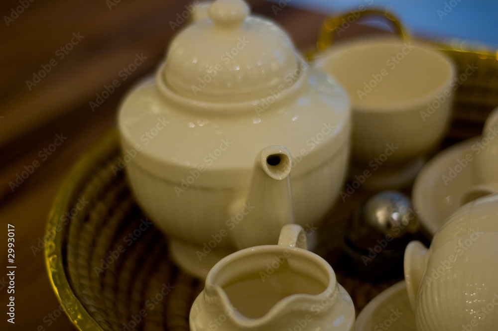 teapot and milk cup