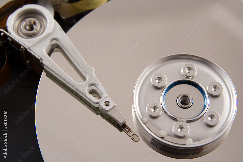 hard disk drive hard disk drive
