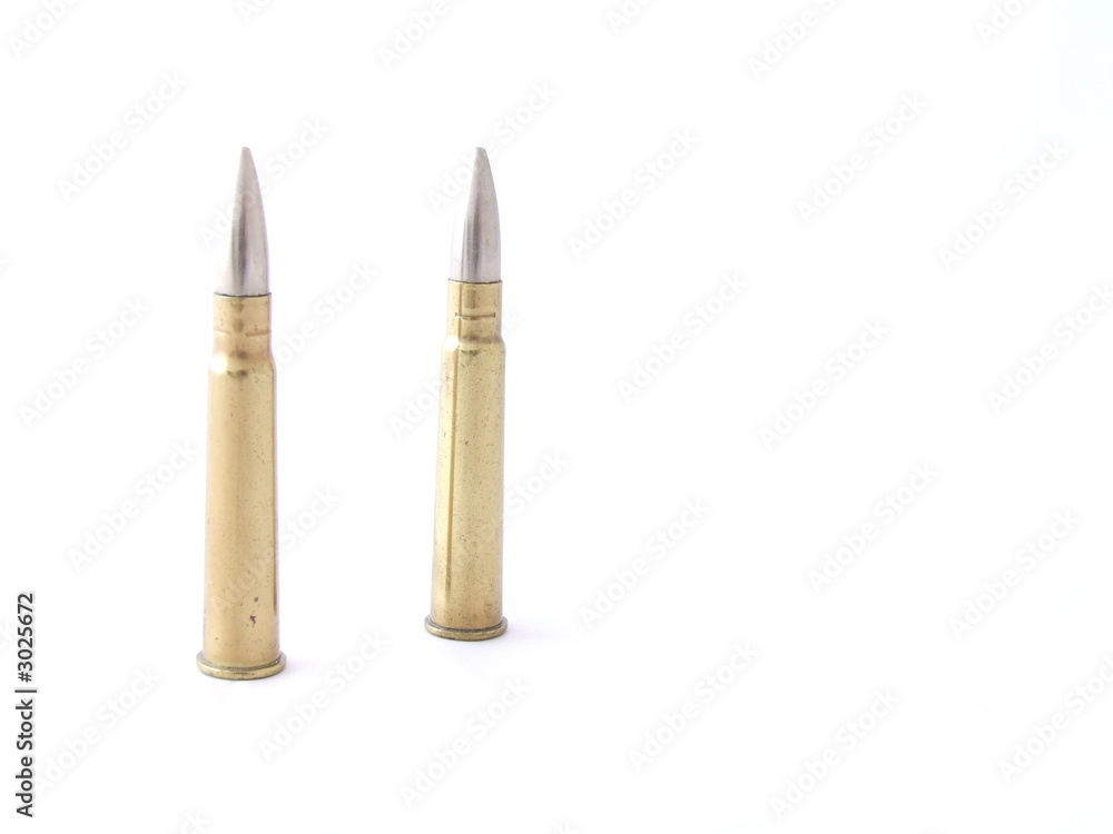 wwii rifle bullets on white 5 wwii rifle bullets on white 5