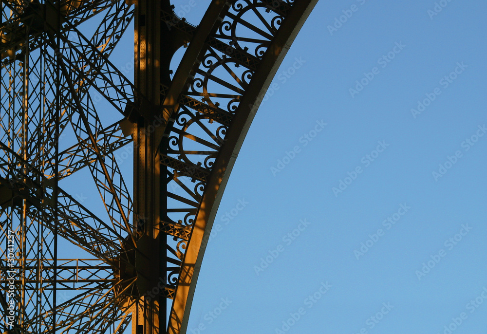 eiffel tower ornate curve