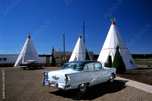 tipis und oldtimer 7 photo