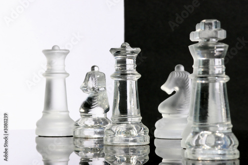 chess figures photo