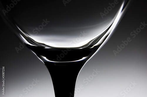 wine glass minimal