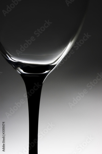 wine glass minimal 2