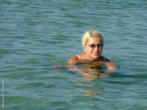 woman, swiming seaborne © valentyn kolesnyk