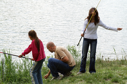 famille à la pêche