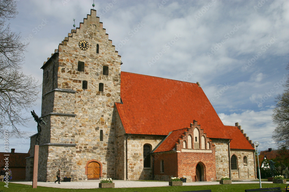 saint nicolai church, a medieval church in central