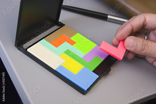 puzzle colors