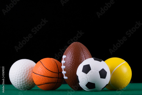 miniaturized_sport_balls_03