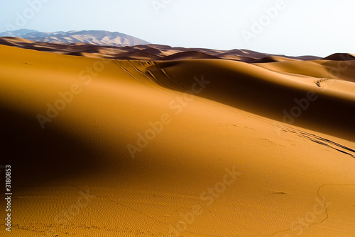 dawn in the dunes of the erg chebbi merzouga photo