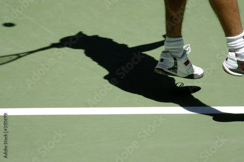 tennis shadow 01 © Sportlibrary