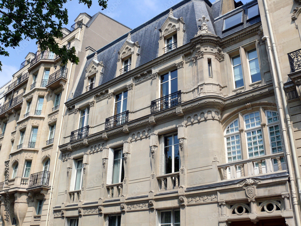 façade de pierre paris viii