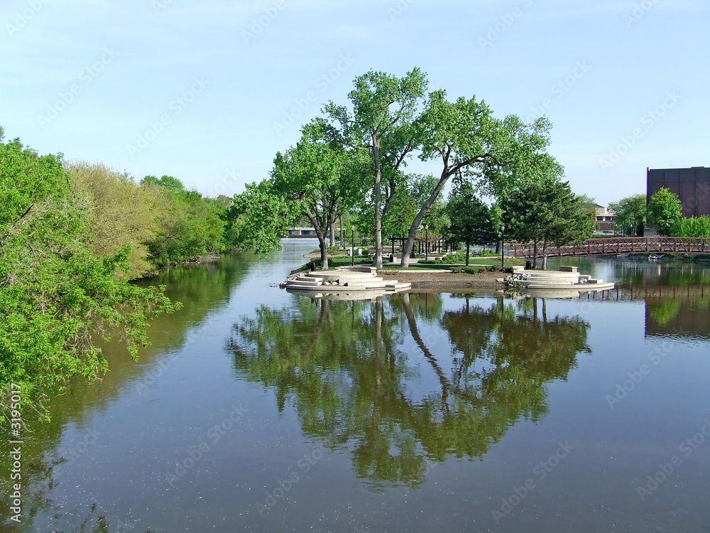 Obraz premium river and pavillion