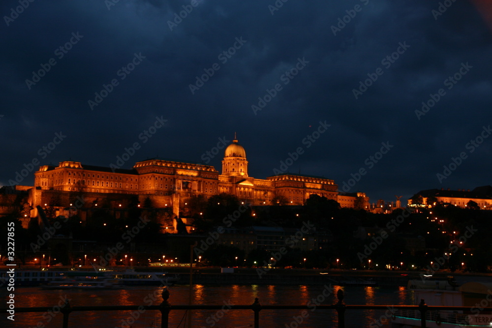 budapest castle at night
