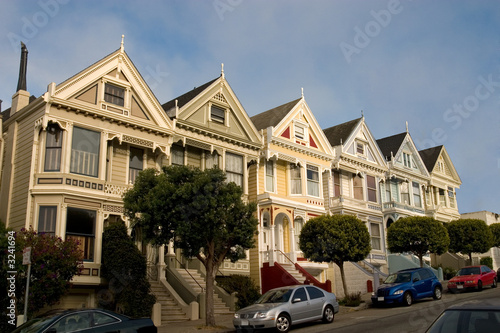 victorian houses from the side up