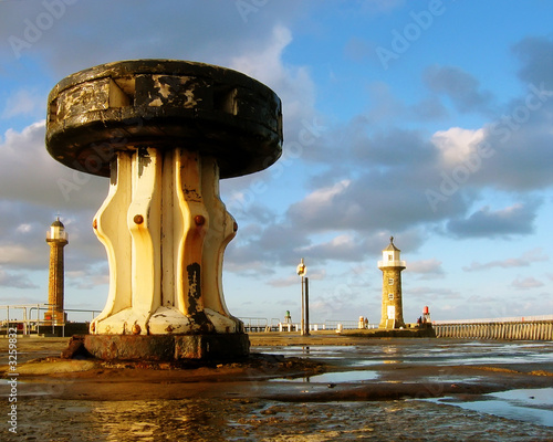 capstan on whitby pier