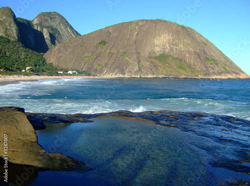 itacoatiara beach view