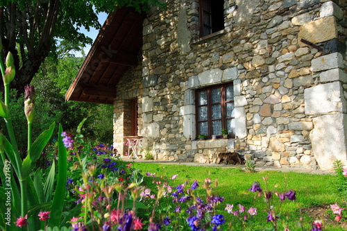 ferme en pierres