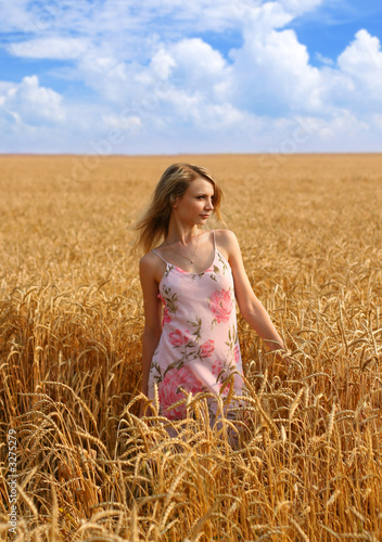 anna in wheat field 1