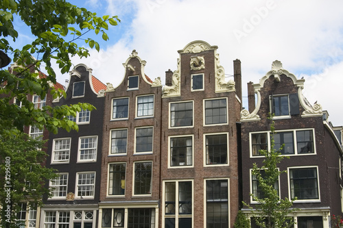 canal houses in amsterdam