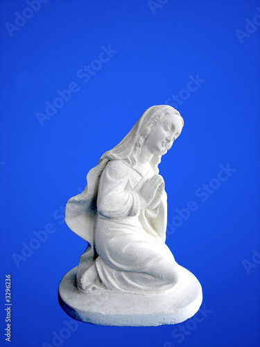 virgin mary statute