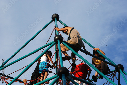 children climbing the pyramid in the parks