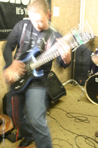 speedly rock-guitarist