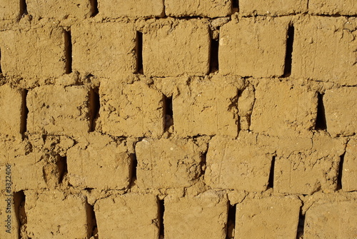 mur de briques de pisé
