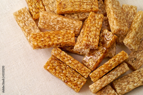 sesame brittles