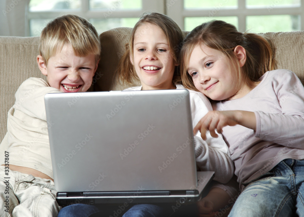 kids with laptop kids with laptop