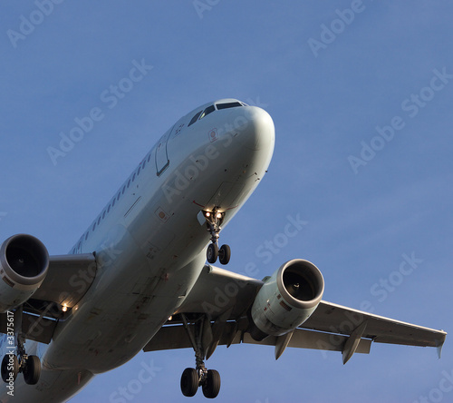 Passenger Jet © Keith Alexander