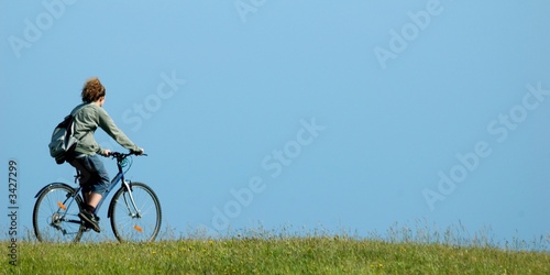 à bicyclette